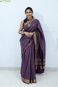 Sreelekha Chowdary Traditional stills in Saree, HD Gallery