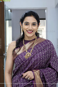 Sreelekha Chowdary Traditional stills in Saree, HD Gallery