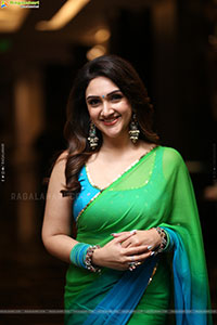 Sri Devi Vijayakumar at Bad Boy Karthik Pre Release Event