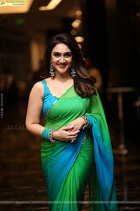 Sri Devi Vijayakumar at Bad Boy Karthik Pre Release Event