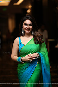 Sri Devi Vijayakumar at Bad Boy Karthik Pre Release Event