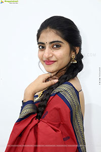 Vandana Chauhan stills in Traditional Saree, HD Gallery