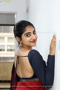 Vandana Chauhan stills in Traditional Saree, HD Gallery