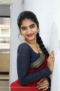 Vandana Chauhan stills in Traditional Saree, HD Gallery