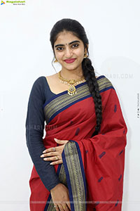 Vandana Chauhan stills in Traditional Saree, HD Gallery