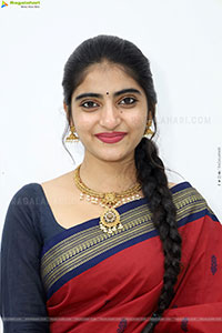 Vandana Chauhan stills in Traditional Saree, HD Gallery