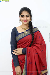 Vandana Chauhan stills in Traditional Saree, HD Gallery