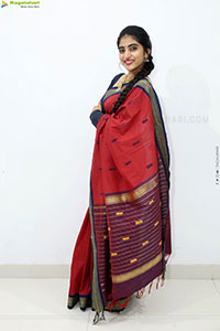 Vandana Chauhan stills in Traditional Saree, HD Gallery