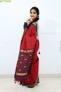 Vandana Chauhan stills in Traditional Saree, HD Gallery