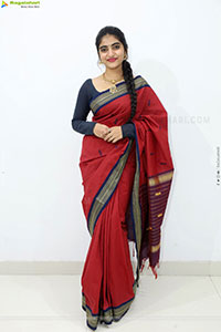 Vandana Chauhan stills in Traditional Saree, HD Gallery