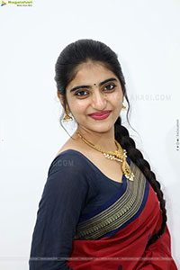 Vandana Chauhan stills in Traditional Saree, HD Gallery