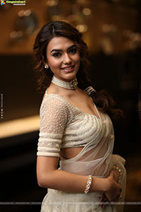 Vidhi Yadav at Bad Boy Karthik Pre Release Event, HD Gallery