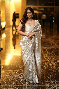 Zayn Marie Khan at Dacoit Movie Trailer Launch