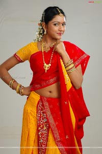 Keerthi Portfolio Pictures