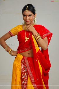 Keerthi Portfolio Pictures