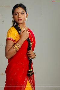 Keerthi Portfolio Pictures