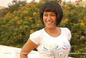 Mumaith Khan at Punnami Naagu Success Meet