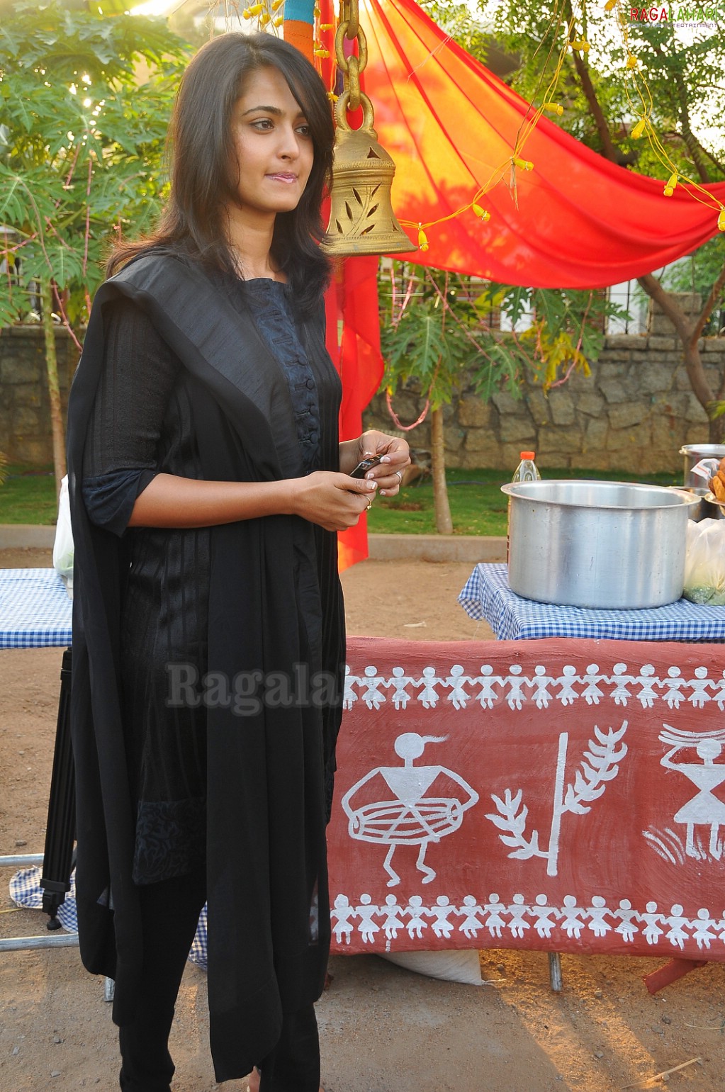 Anushka Shetty in Black Churidar, Photo Gallery, Images