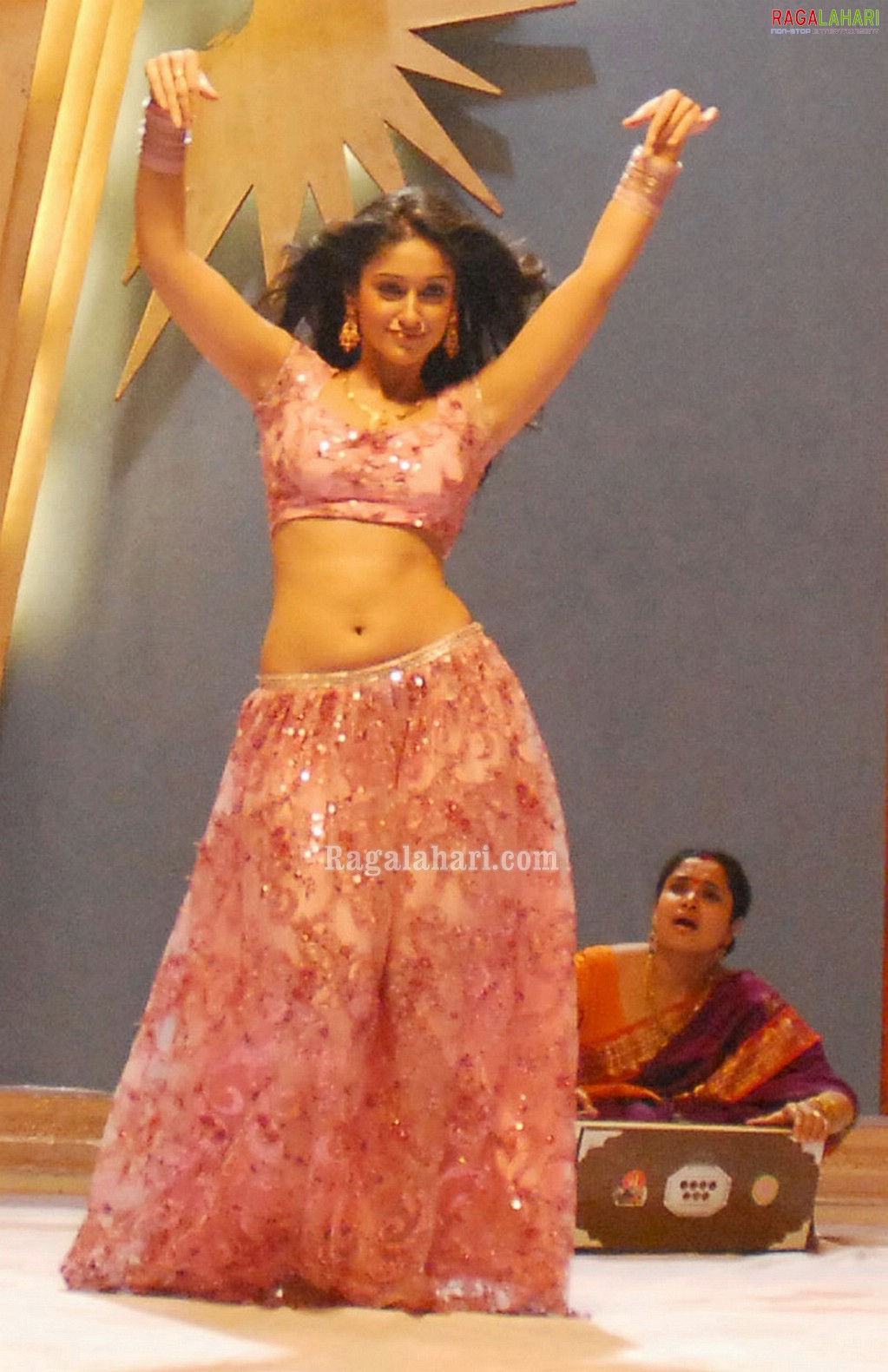 Ileana Dance Stills, Photo Gallery, Images