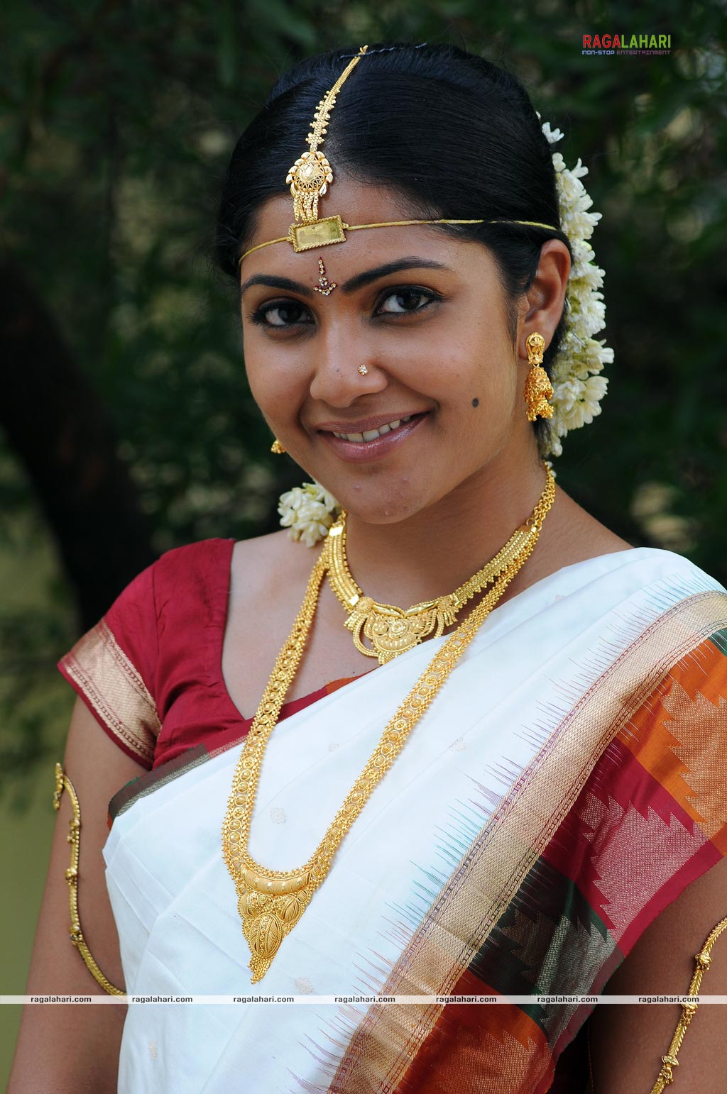 Kamalinee Mukherji