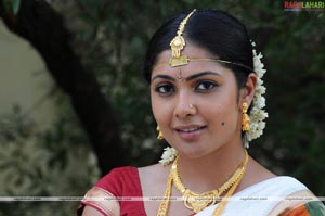 Kamalinee Mukherji Photo Gallery from Police Police