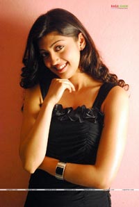 Pranitha Photo Gallery