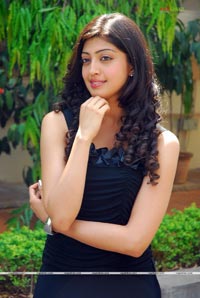 Pranitha Photo Gallery