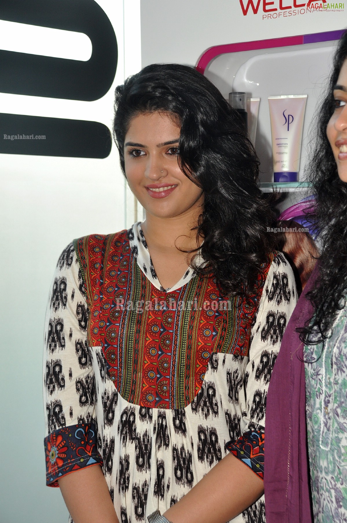 Deeksha Seth (Hi-Res)