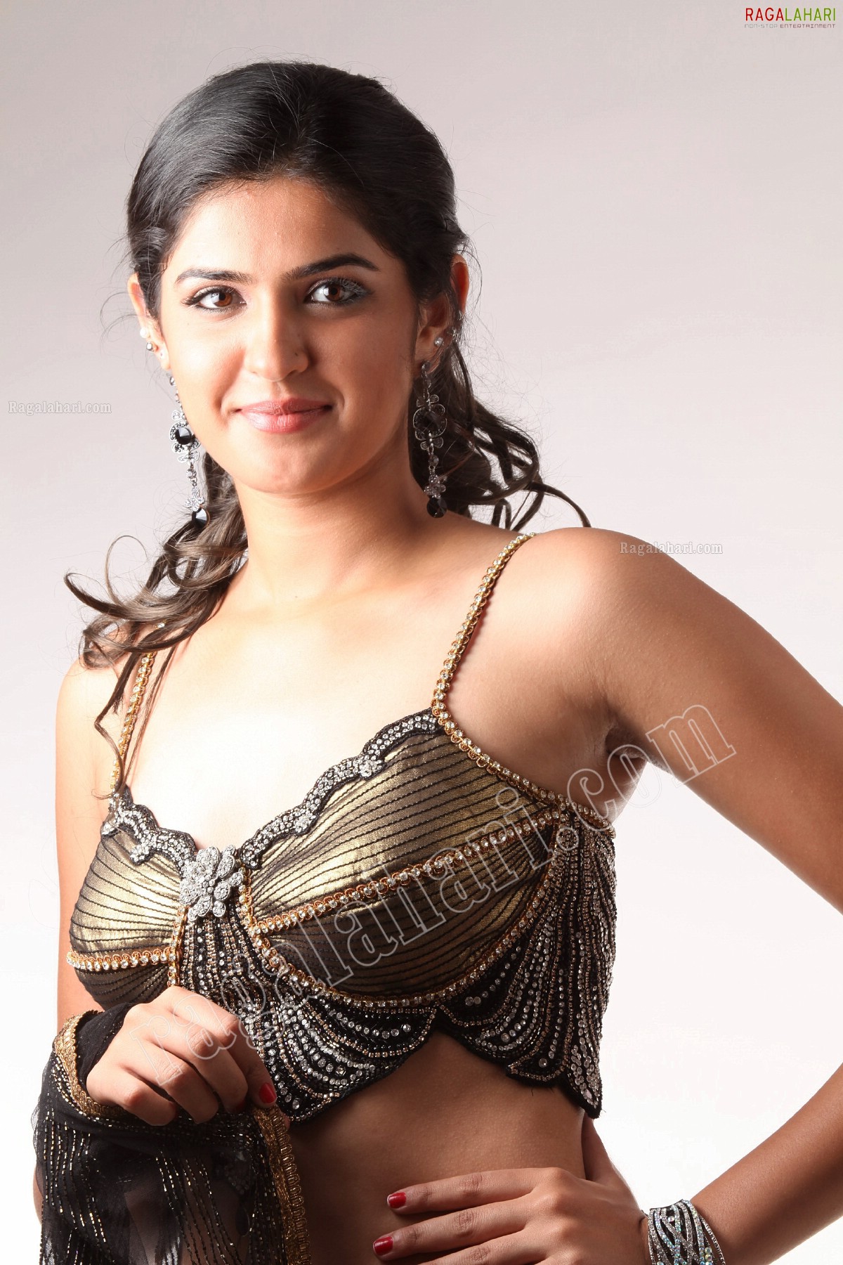 Deeksha Seth (Hi-Res)