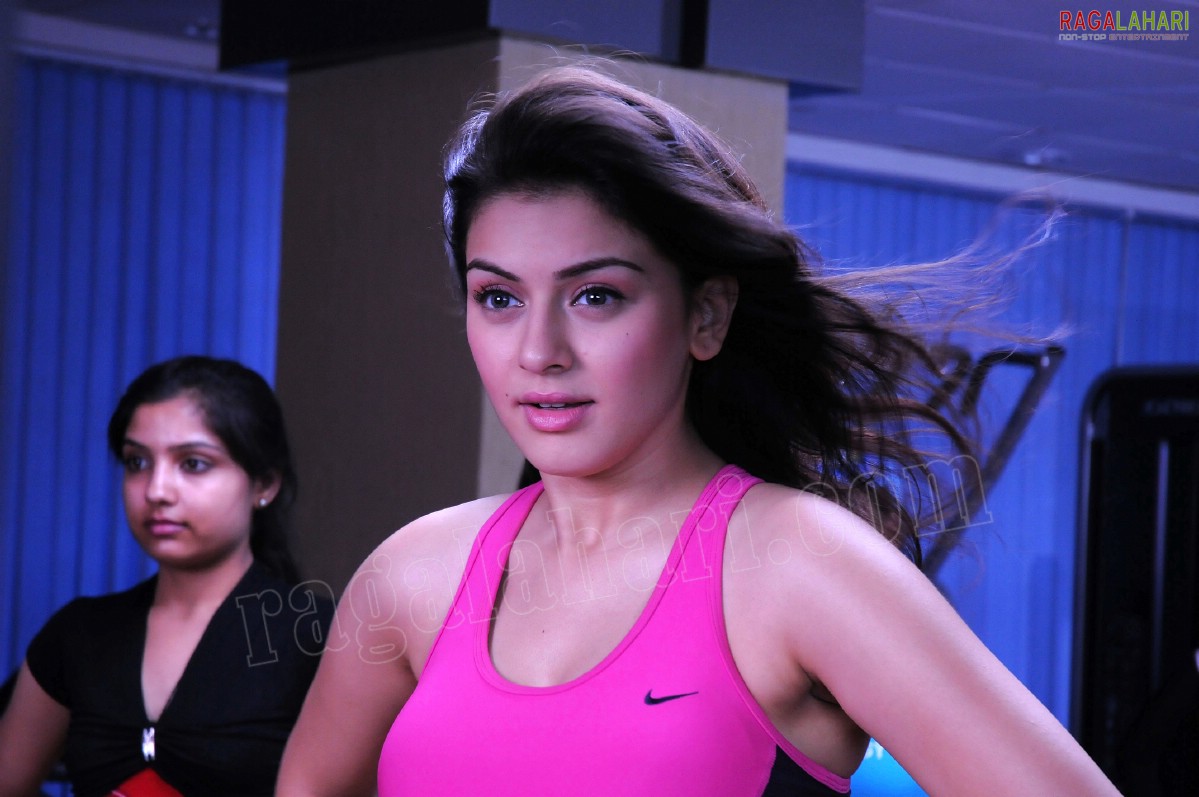 Hansika Motwani (Hi-Res)