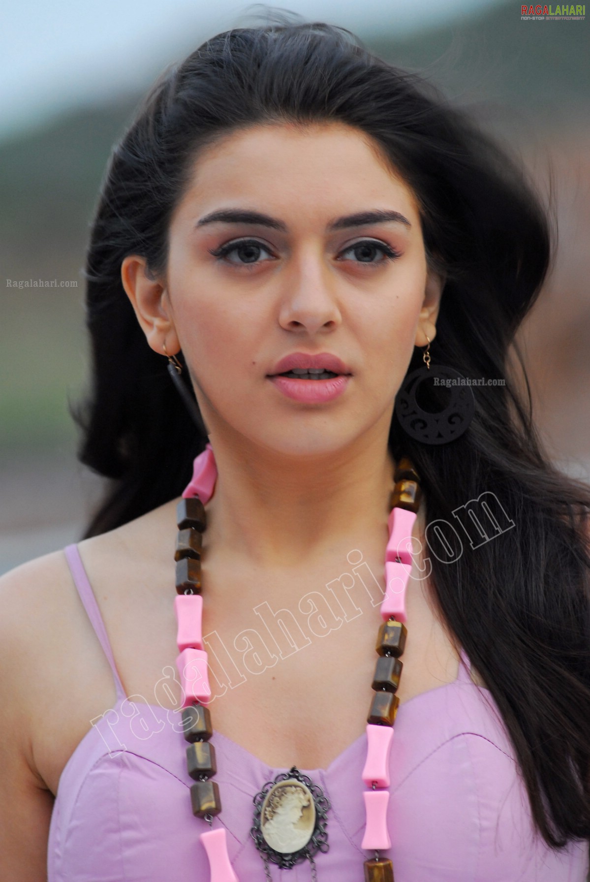 Hansika Motwani (Hi-Res)