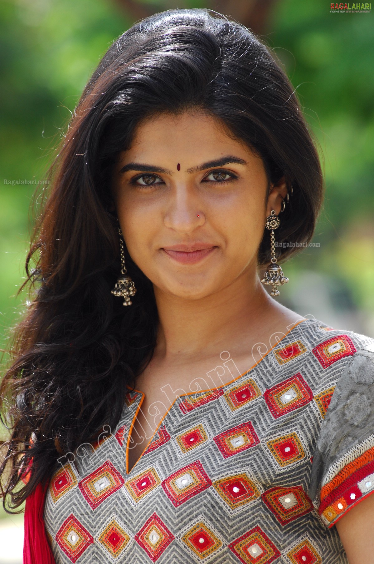 Deeksha Seth (Hi-Res)