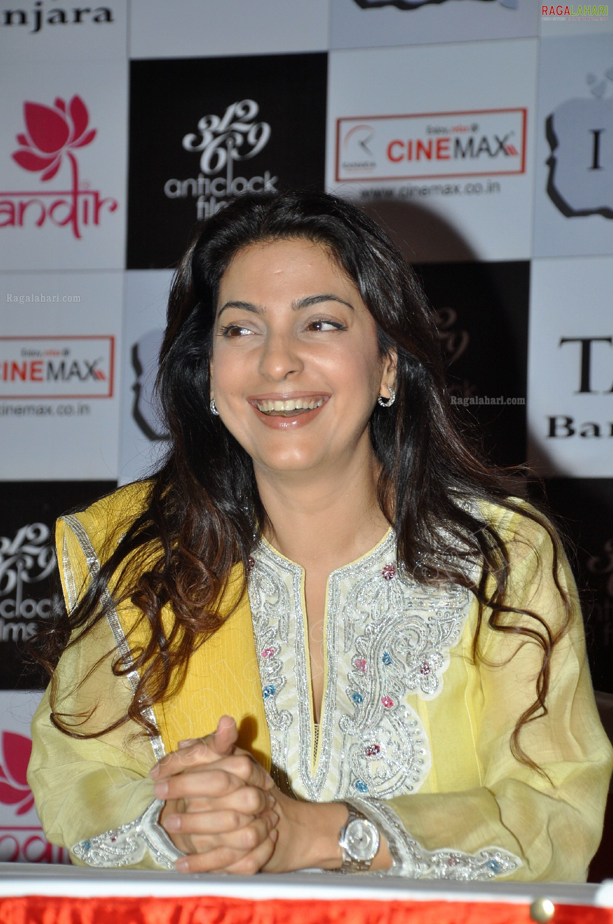 Juhi Chawla (Hi-Res)