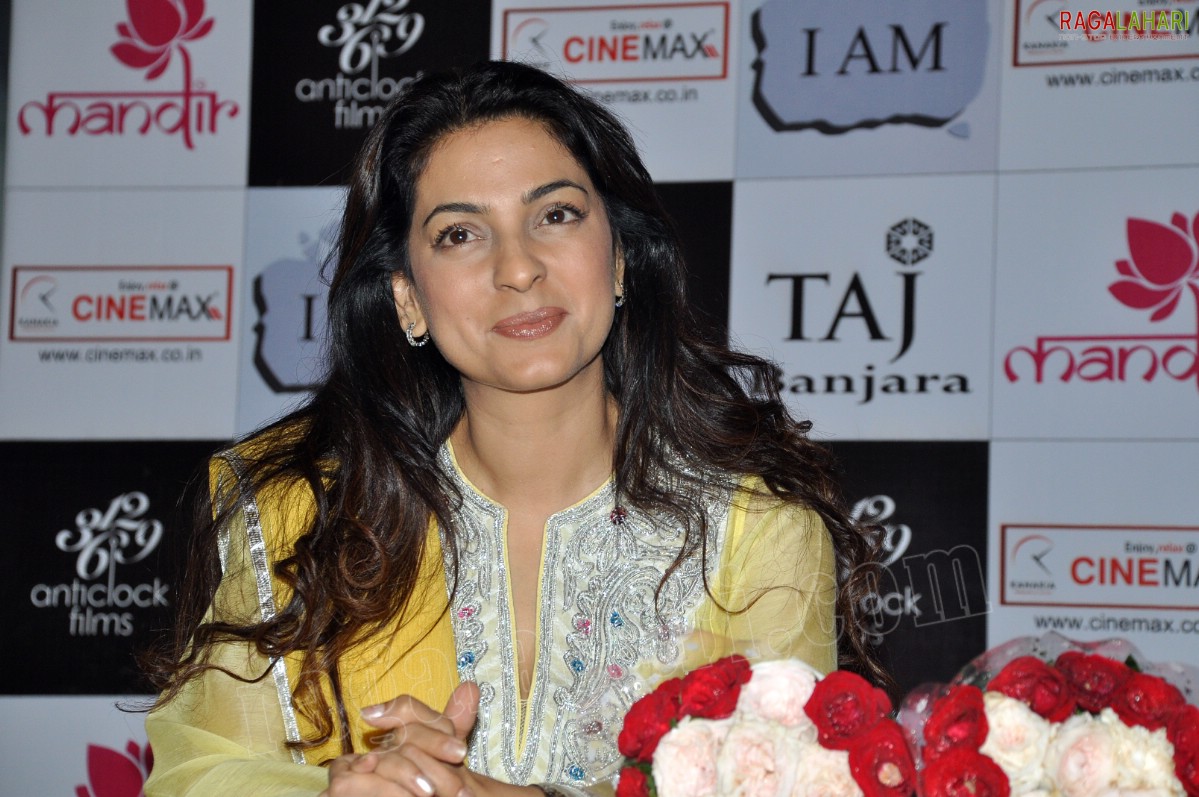 Juhi Chawla (Hi-Res)