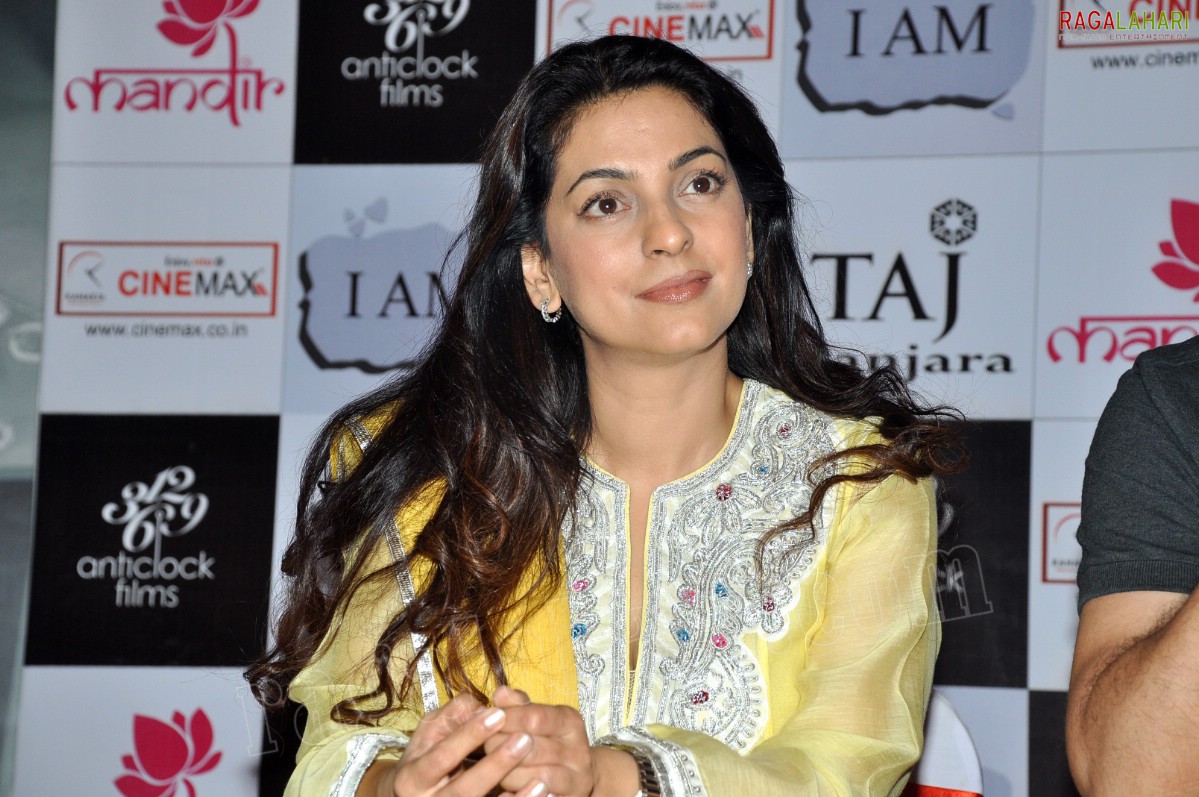 Juhi Chawla (Hi-Res)