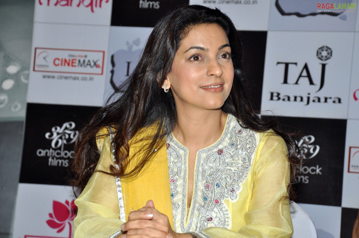 Juhi Chawla (Hi-Res)