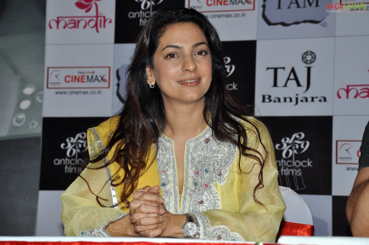 Juhi Chawla (Hi-Res)