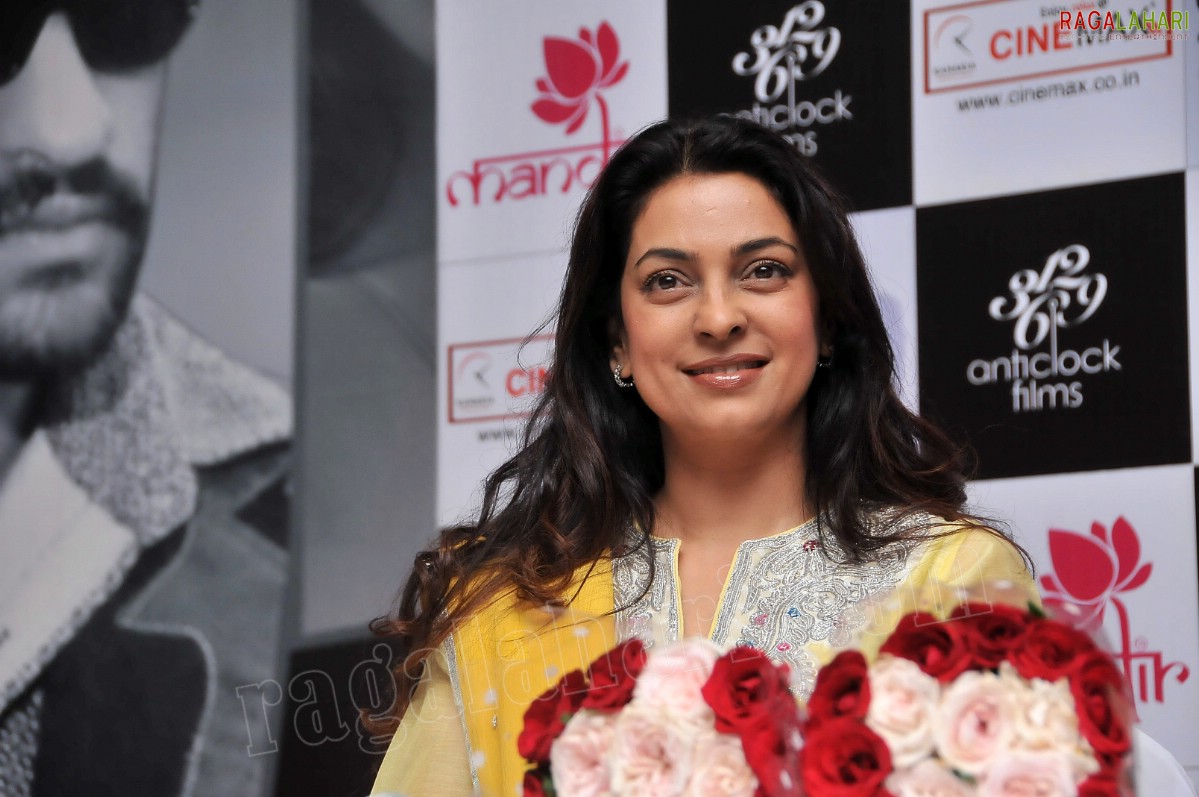 Juhi Chawla (Hi-Res)