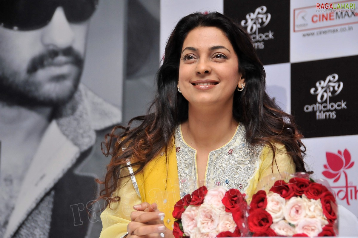 Juhi Chawla (Hi-Res)