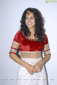 Taapsee