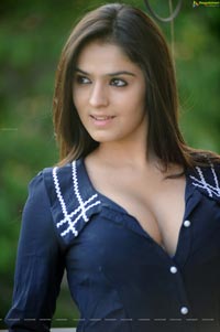 Lucky Sharma Hot Pics (Super High Definition)