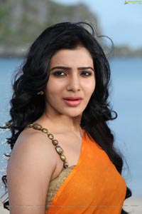 Samantha in Saree Photos