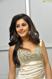 Isha Talwar Hot Photos