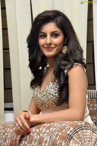 Isha Talwar Hot Photos