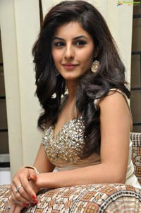 Isha Talwar Hot Photos