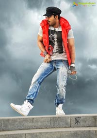 Allu Arjun in Iddarammayilatho