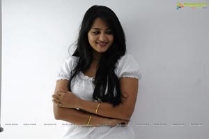 Anushka in Mirchi