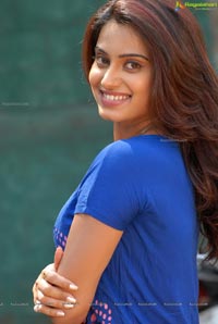 Yaaruda Mahesh Heroine Dimple Chopade