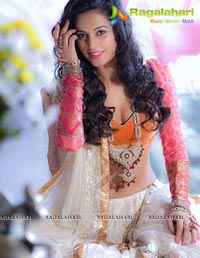 Disha Pandey Portfolio Pics