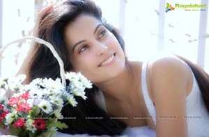 Disha Pandey Portfolio Pics